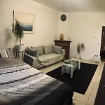Charmant Studio Au Coeur D\'Ixelles
